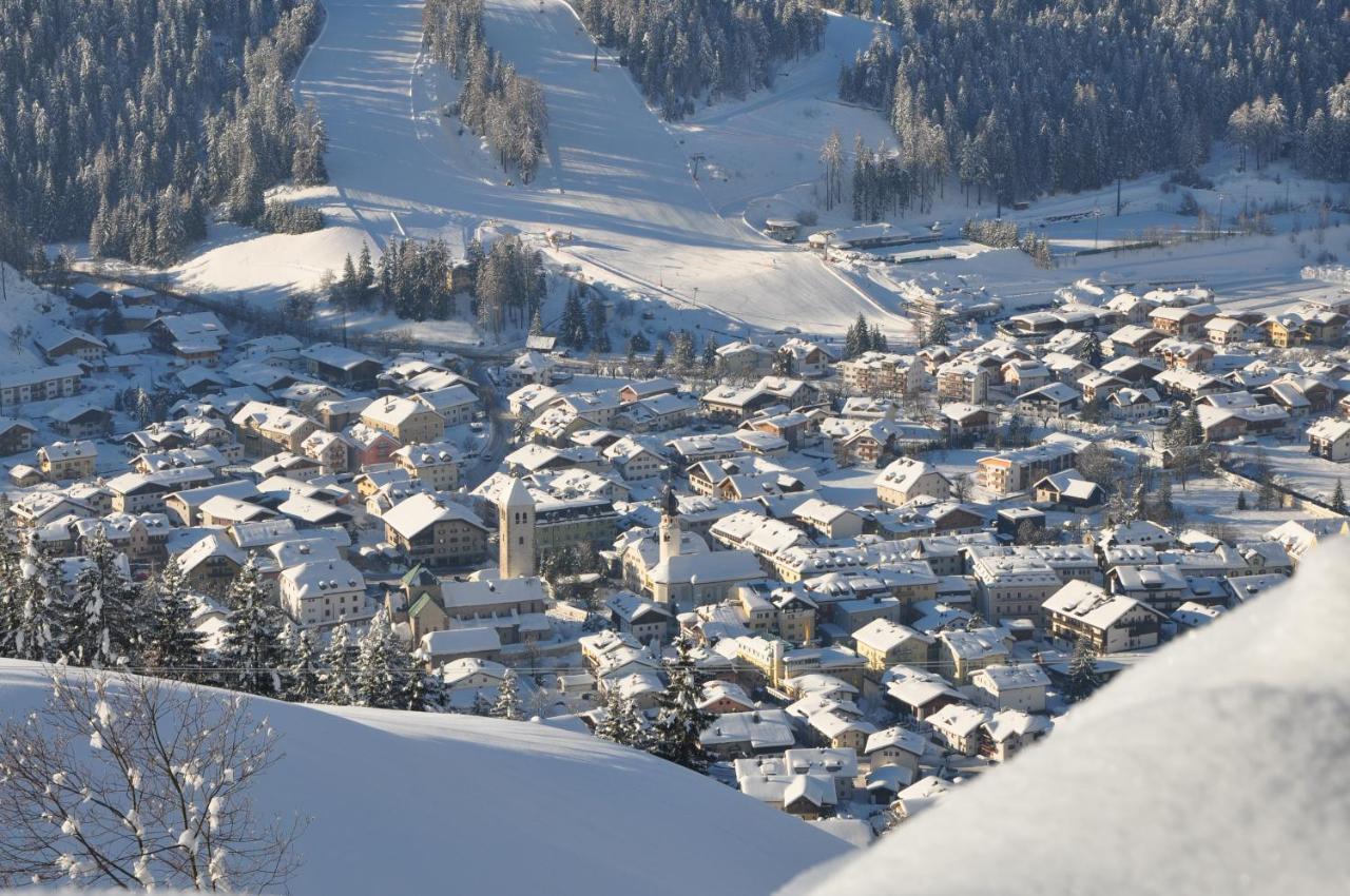 Boutique & Gourmet Hotel Orso Grigio San Candido Esterno foto