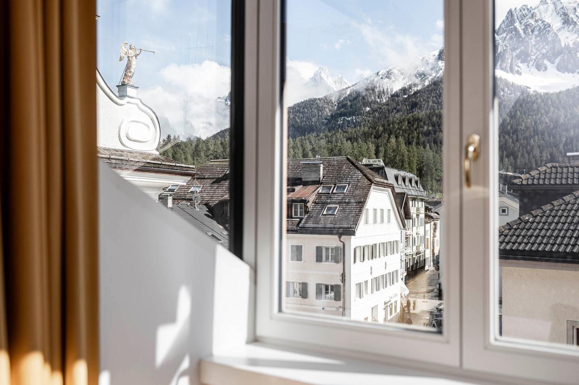 Boutique & Gourmet Hotel Orso Grigio San Candido Esterno foto